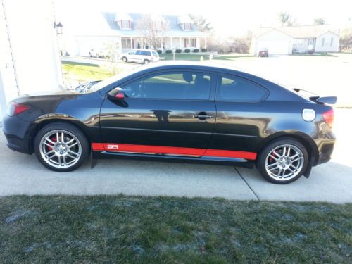 2006 scion tc base coupe 2-door 2.4l