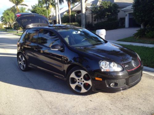 2009 volkswagen gti base hatchback 4-door 2.0l