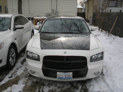 2010 dodge charger r/t sedan 4-door 5.7l