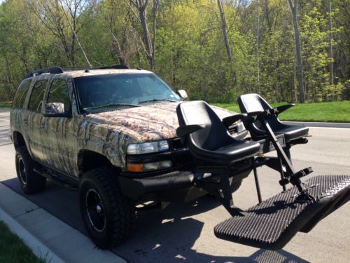 Camouflage chevy tahoe - ultimate hunting vehicle - must see - low reseve - camo