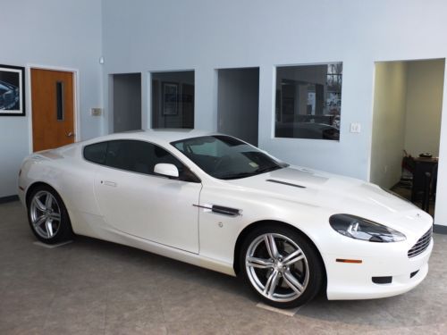 2009 aston martin db9 coupe v12 sport - like new - 1 owner - records - loaded!
