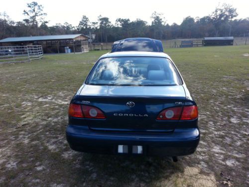 toyota corolla 2001, image 2