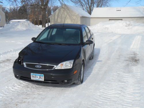 2005 ford focus zx4 st sedan 4-door 2.0l