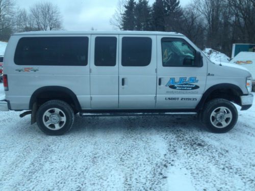 2011 ford e-150 quigley 4x4 standard passenger van 3-door 5.4l