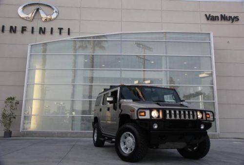 2005 hummer h2 base sport utility 4-door 6.0l, less than 35k miles, navigation