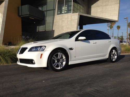 2008 pontiac g8 v6, serviced, super clean, low reserve