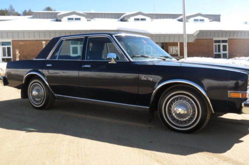 1984 plymouth gran fury salon sedan 4-door 5.2l, 3 speed auto, 74000 orig miles