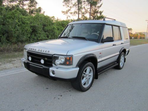 100 pictures! &#039;03 discovery se 7 passenger headrest video screens runs great!