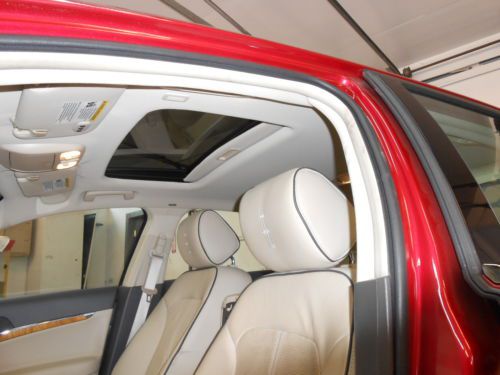 2012 Lincoln MKZ AWD Navigation 63K NO RESERVE Damaged Salvage Rebuildable, image 20