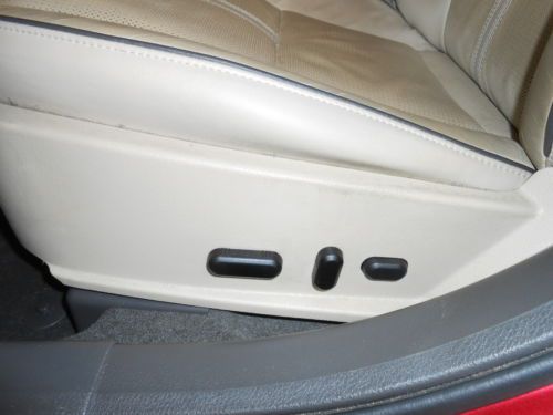 2012 Lincoln MKZ AWD Navigation 63K NO RESERVE Damaged Salvage Rebuildable, image 33