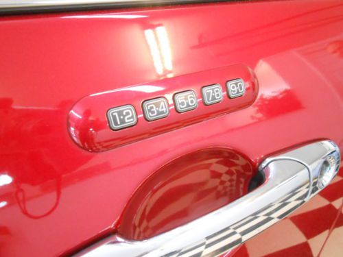 2012 Lincoln MKZ AWD Navigation 63K NO RESERVE Damaged Salvage Rebuildable, image 36