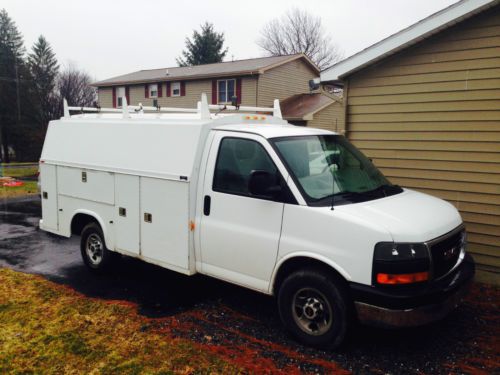 2006 gmc savana 3500 base cutaway van 2-door 6.0l knapheide kuv body