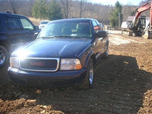 2000 gmc sonoma sl extended cab pickup 2-door 4.3l