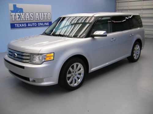 We finance!!  2011 ford flex limited pano roof nav heated leather 44k texas auto