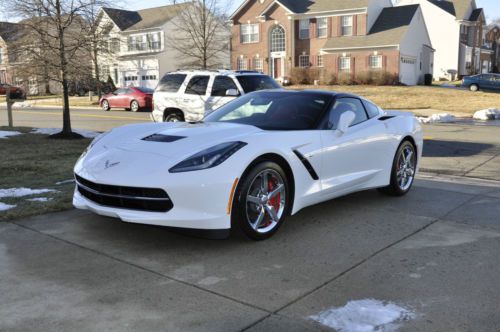 Chevrolet corvette stingray coupe 2lt new automatic 6.2l 8 cyl engine blk