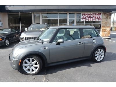 Mini cooper s 2006 automatic sport pano roof xenon lights only 28k miles 1 owner