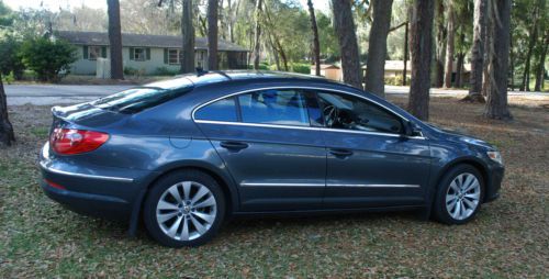 2010 volkswagen cc luxury sedan 4-door 2.0l