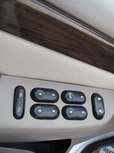 2002 Ford Explorer 4x4, image 11