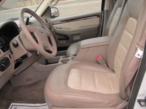 2002 Ford Explorer 4x4, image 12