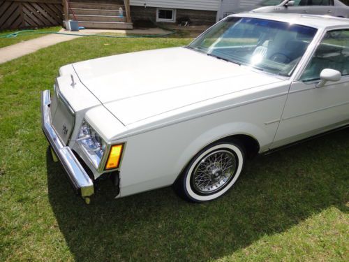 1982 Buick Regal 32,000 actual miles, image 4