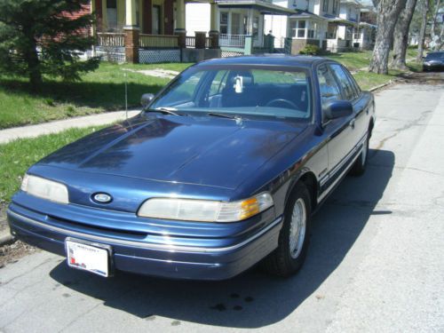 1992 ford crown victoria - great first car!