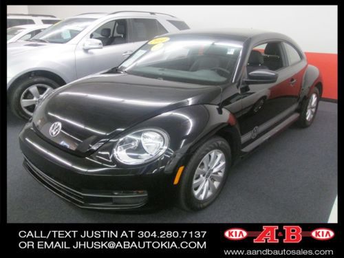 2014 volkswagen beetle base hatchback 2-door 2.5l