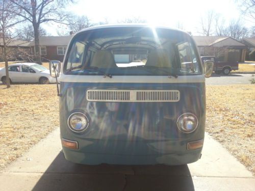 1969 VW Bay Window Panel Delivery Bus, image 3