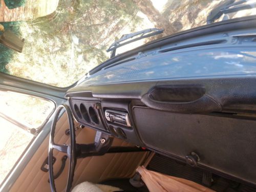 1969 VW Bay Window Panel Delivery Bus, image 10