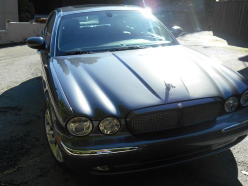 2004 jaguar xjr base sedan 4-door 4.2l