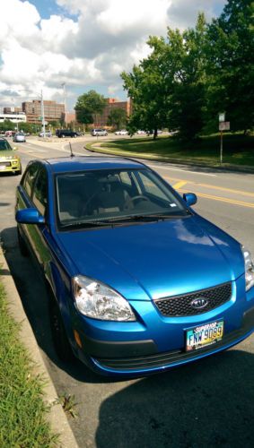 Like new 2009 kia rio for sale in the cincinnati area for $7000 or best offer