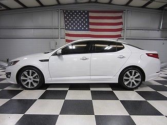 1 owner 4 door warranty financing new tires 18s leather nav sunroof camera nice