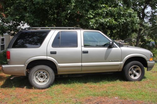 2003 chevrolet chevy blazer (2nd owner)