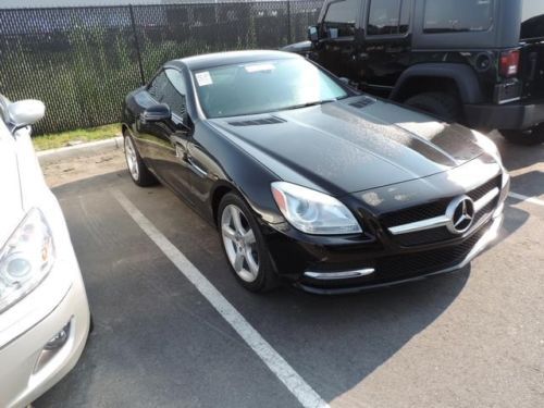 Slk250 convertible 1.8l cd convertible hardtop 8 speakers am/fm radio abs brakes