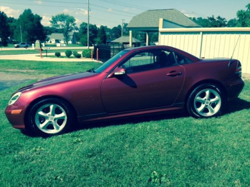 2002 mercedes-benz slk320 hardtop convertible 2-door 3.2l