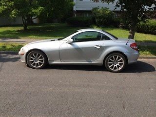 2005 Mercedes-Benz SLK350 Base Convertible 2-Door 3.5L, image 13