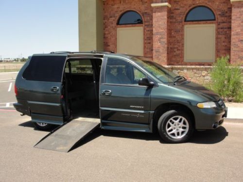 2000 dodge grand caravan wheelchair ramp van - make offer