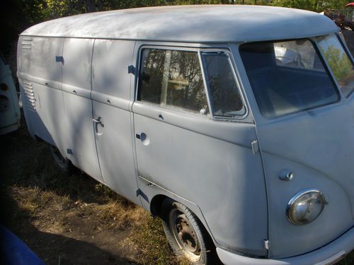 1959 dove blue panel bus