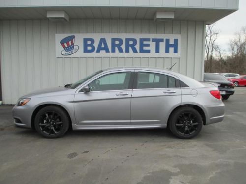 2014 chrysler 200 limited