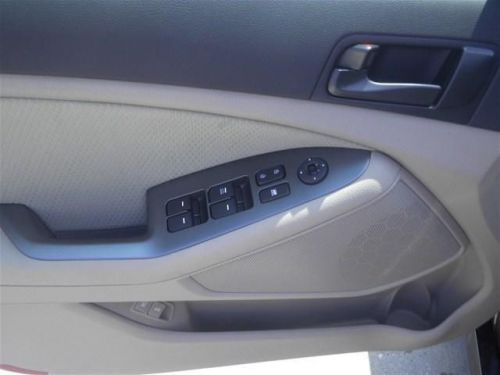 2015 kia  lx