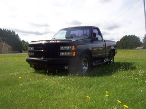 1990 ss 454 1 owner 18,500 miles dealer add on,s one of a kind show truck