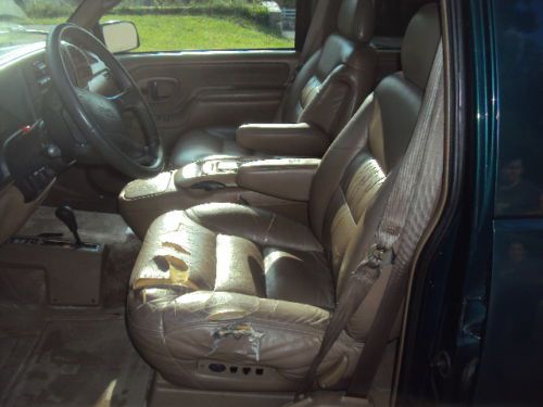 1995 GMC K2500 4X4 Suburban SLT Sport Utility 4-Door 6.5L - DIESEL -, image 16