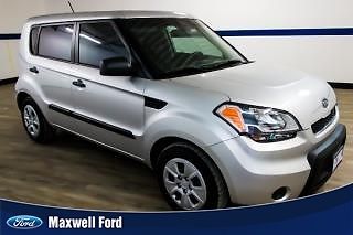 11 kia soul wagon 5 speed manual, gas saver, clean carfax, we finance