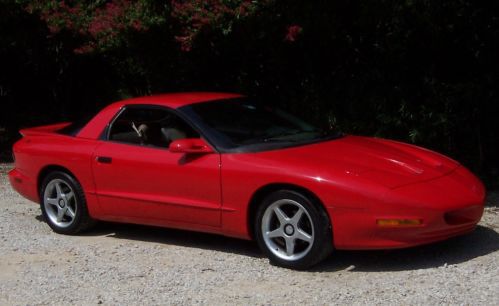 1994 pontiac firebird formula - 6 speed manual - ice cold air - new paint