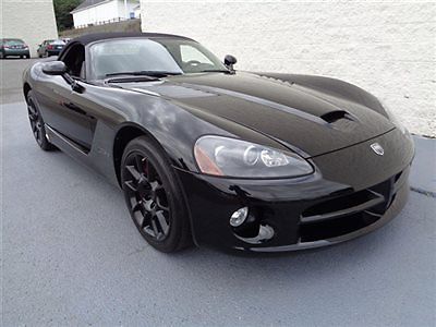 2005 dodge viper srt10 convertible