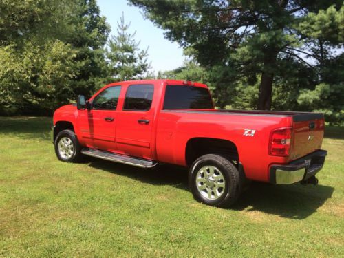 **Extra Sharp Chevrolet 2500 HD Z71 4x4 Like New Condition, US $34,900.00, image 4