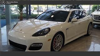 2013 porsche panamera gts-gts 8600 miles new new