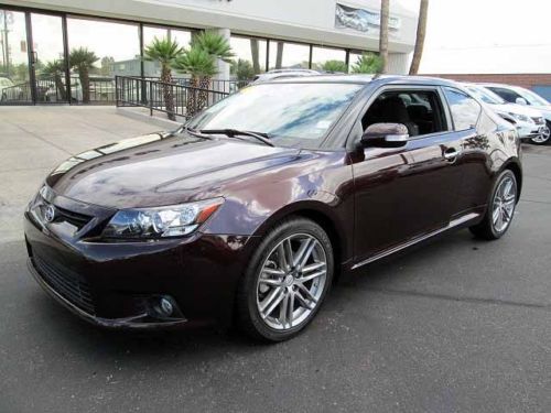 11 burgundy 6-speed manual sunroof miles:47k coupe