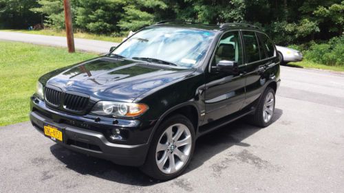 2006 bmw x5 4.4 i , navigaton , panoramic roof , new tires. 4x4