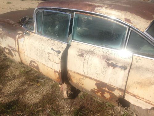 1959 CADILLAC 4 PARTS CARS. LOOK CALL WITH QUESTIONS, image 2