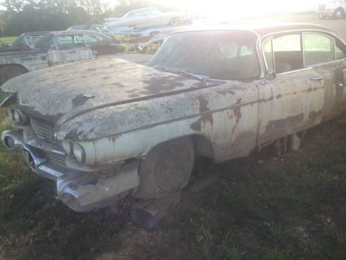 1959 CADILLAC 4 PARTS CARS. LOOK CALL WITH QUESTIONS, image 10